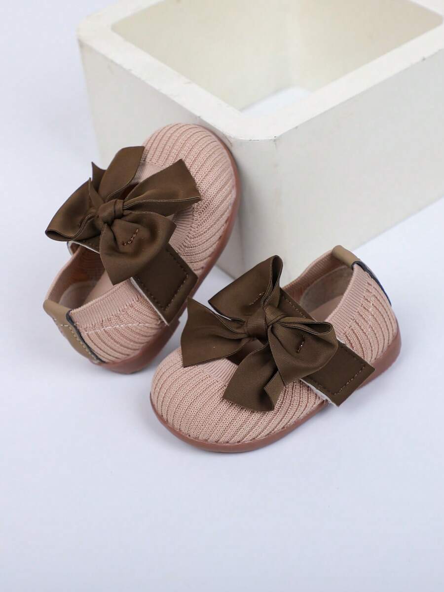 1pair Girls' Bowknot Design Fashionable Cute Toddler Flat Shoes Suitable For Spring - Khaki - View 1