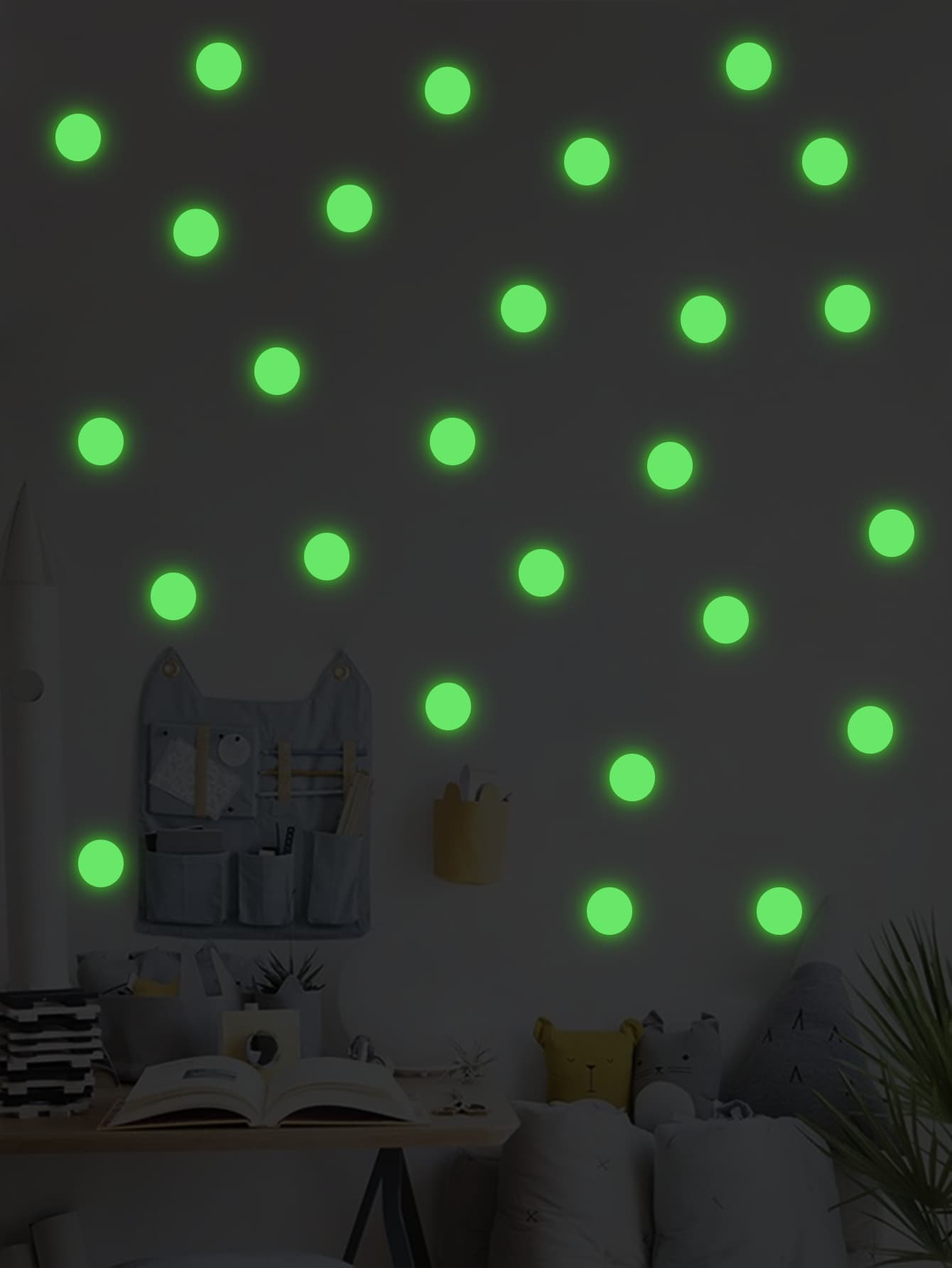 1pc Luminous Solid Round Decorative Sticker For Children's Room Glow In The Dark Fluorescent Arts Craft Wall Sticker - Multicolor - View 1