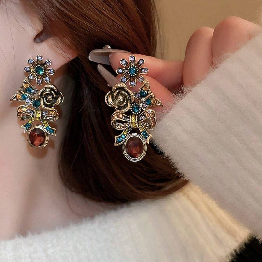 1對復古法國宮廷風格蝴蝶結和花朵造型耳環，配有925純銀針和鑲嵌鑽石細節，中年復古耳飾，適合作為日常穿戴和送禮的選擇給婦女 - 咖啡 - 查看 1