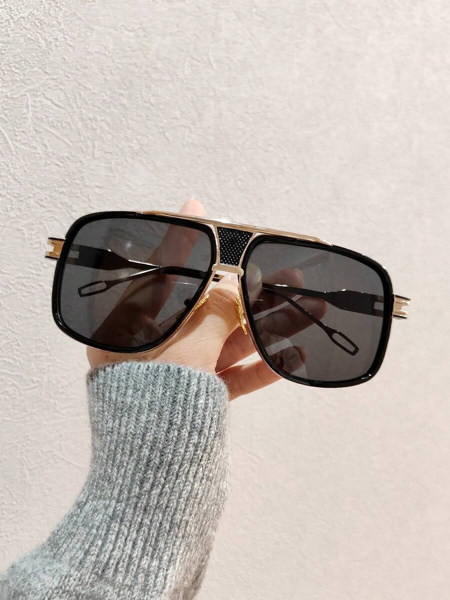 1入歐美風格腳線空心和塗料覆蓋的女性時尚休閒眼鏡 - 灰色 - 查看 1