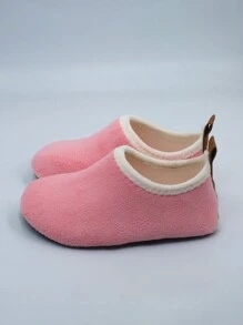 Pantofole/ciabatte per bambini con fodera termica e suola antiscivolo morbida, adatte per uso interno, asilo, yoga, con fodera in lana morbida e leggera, calzature slip-on per casa, autunno/inverno
