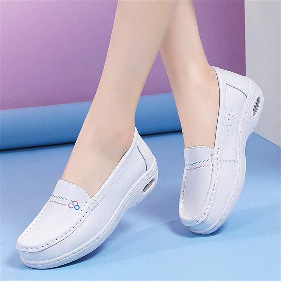 healthcare shoes women's