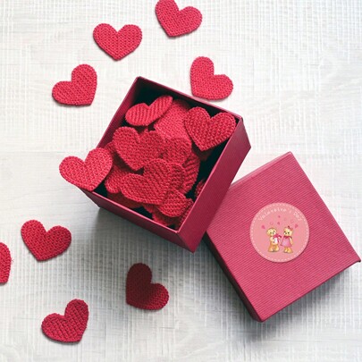 ملصقات لاصقة بنمط الورد ليوم الحب 1 لفة / 90 ورقة للختم ، تزيين الهدايا ، الظروف ، الأمتعة أو الكعك