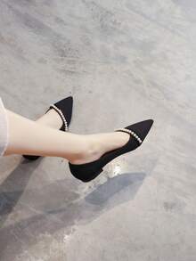 女士珍珠裝飾柔軟底晚禮服鞋,2024新品,黑色尖頭平底鞋 - 黑色 - 查看 3