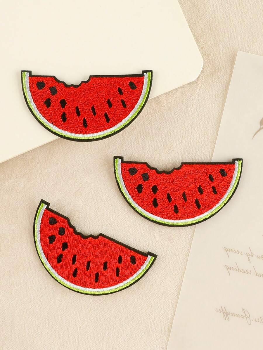 يمكنك إصلاح الشارات المطرزة على الملابس، القبعات والإكسسوارات بنفسك بمساعدة مجموعة 3 شارات مطرزة على شكل بطيخ