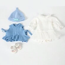 22英寸（性別：女性）逼真的矽膠嬰兒娃娃帶奶嘴、乙烯基娃娃、童真娃娃、精緻的人形娃娃玩具、柔軟的塑料娃娃、生日禮物、手持式矽膠娃舒緩工具、禮物象牙色、時尚的娃娃穿衣玩具、適合沐浴、聖誕禮物 - 藍衣白裙 - 查看 5