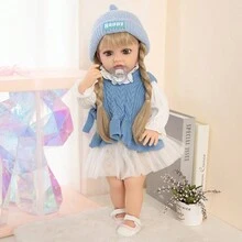 22英寸（性別：女性）逼真的矽膠嬰兒娃娃帶奶嘴、乙烯基娃娃、童真娃娃、精緻的人形娃娃玩具、柔軟的塑料娃娃、生日禮物、手持式矽膠娃舒緩工具、禮物象牙色、時尚的娃娃穿衣玩具、適合沐浴、聖誕禮物 - 藍衣白裙 - 查看 1