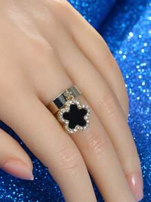 1 stuk Vrouwen In de mode Plum Blossom Gevormd Ring Met Kristal detail Voor High-end gevoel En Verfijnd Vakmanschap