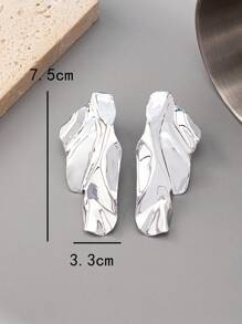 1對時尚誇張的幾何設計金屬耳釘,呈昆蟲翅膀狀 - 金黃色 - 查看 10