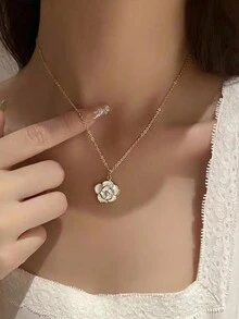 1入款簡約時尚金色山茶花女士頸鍊,適合日常佩戴和搭配 - 金黃色 - 查看 2