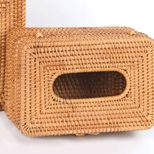 1pc 7.5 Inch Simple Style Clasp Rattan Tissue Box, Natural Yellow Autumn Vine Handmade Woven Napkin & Tissue Storage Container, Home Stuff, Table, Home Decorations, Home Organization And Storage, Room Decor Bedroom, Kitchen Accessories, Kitchen Tools, Organizer Kitchen, Travel, Holiday, Napkin Holder, Festival Family Gathering, For Home Kitchen Bedroom Living Room Dining Room, Home Decoration Accessories, Decorative Box, Women Wedding Gift, Summer Travel Holiday Festival Must-Have