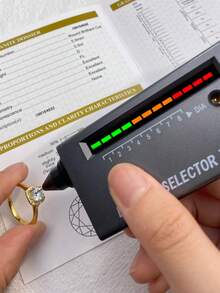 1入簡約優雅925純銀1ct經典方型鑽戒,適用於女性珠寶經典紀念日禮物,永恆承諾訂婚和婚戒,精美珠寶 - 金黃色 - 查看 5