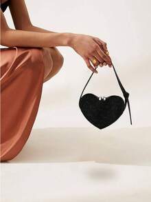 适合情人节的时尚心形手提包，配有明亮的水钻和链条，适合优雅情人节派对的单肩包 - 黑色 - 查看 4