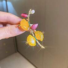 1枚18k鍍金鈦鋯、淡水珍珠和銀杏葉設計的胸針 - 獨特時尚的珠寶配件,適合女性的日常穿著,節慶禮物 - 彩色 - 查看 8