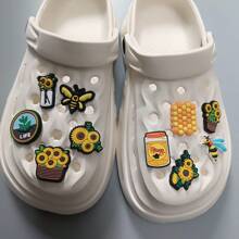 European And American Style Soft Rubber Diy Shoe Buckle Accessory With Various Designs Such As Flower Garden, Bees, Sunflowers, Honeycomb, Seedling, Flowerpot, Country-Style Etc. Used For Decoration On Hole Shoes - Multicolor - View 1