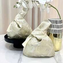 YADORNOS 新中式金線刺繡化妝包，手提包，流蘇手腕包，絲綢印花化妝包禮物包，適用於旅行，日常步行和購物（藍色）化妝品收納袋化妝品組織袋化妝包 - 藍色 - 查看 5