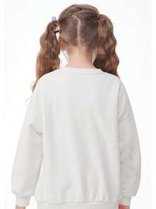Tween Girl Chic And Cute Loose-Fit Love Letter Print Pullover Sweatshirt With Crew Neckline, Spring & Autumn - White - View 2