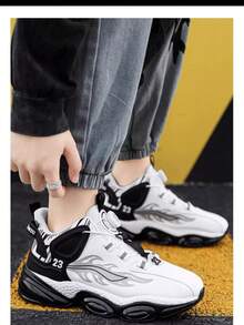 新款男籃球鞋,可旋轉扣環,增高厚底,適用於秋冬季,高筒運動鞋,適合年輕人,防水防滑運動鞋 - 黑與白 - 查看 4