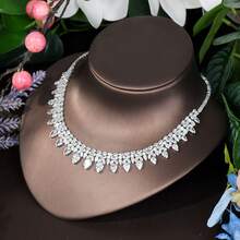 1套皇家風格立體花瓣水滴鑽楓葉流蘇珠寶套裝,適合女性情人節禮物 - 銀色 - 查看 5