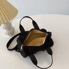 女士新款時尚毛絨手提包,柔軟的肩背袋,斜跨包,抱枕包 - 黑色 - 查看 4