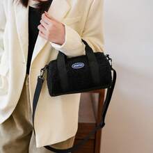 女士新款時尚毛絨手提包,柔軟的肩背袋,斜跨包,抱枕包 - 黑色 - 查看 11