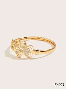 歐美風簡潔、甜美、誇張的手鍊珠寶,採用金色銅材質,時尚高端復古風格。適合襯托女生休閒體面,泡灣、出遊、聚會、日常約會、聖誕等場合,也是送女友、父母等人的完美禮物。 - 金色 - 查看 10