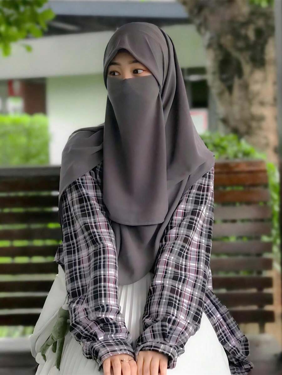 1pc Ladies' Solid Color Soft Chiffon Hijab With Elastic Band For Daily Use For Women Abaya Breathable Under Cap Women Veil - Dark Grey - View 1