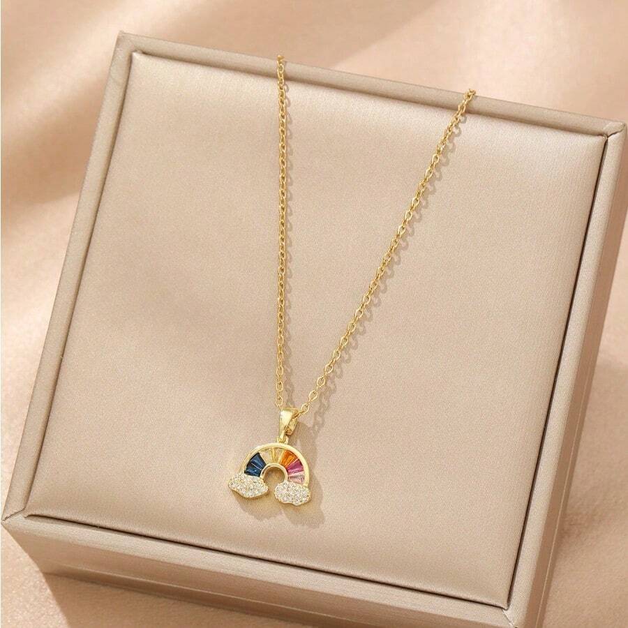 1pc Gold Heart Pendant Necklace, Minimalist Fashionable Elegant Vibe, Suitable For Daily Wear, Commute, Holidays, Gift (OPP Bag Packaging)