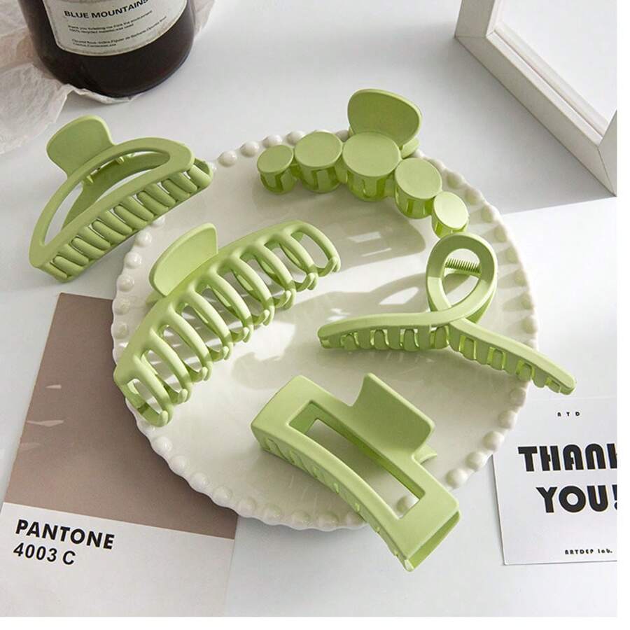 Value Pack Of 5 Green Hair Claw Clips - Green - View 1
