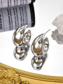 1pair , Minimalist & Distinctive C Shaped Earrings Suitable For Daily Wear By Women, Available In Gold & Silver Tone - Silver a - View 9