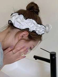 1入彈性寬頭帶，用於洗臉，蕾絲刺繡愛心頭帶，大蝴蝶結髮箍 - 黑色 - 查看 6