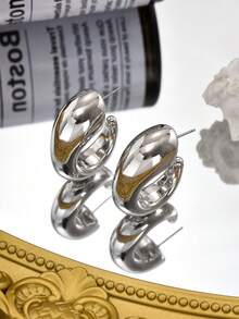 1pair , Minimalist & Distinctive C Shaped Earrings Suitable For Daily Wear By Women, Available In Gold & Silver Tone - Silver a - View 7