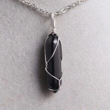 1個六角形人造水晶吊墜手工藝,天然石頭包絲玫瑰石英尖六角柱吊墜項鍊,女性用於製作療癒能量首飾和項鍊製作的掉貨 - 繞線吊墜項鍊 - 查看 27