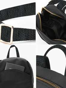 輕盈、便攜式時尚小背包運動包女式戶外購物防水背包拉鍊背包尼龍背包休閒書包旅行騎行運動遠足露營初始名字 A 到 Z 金色字母花朵印花書包適合大學生完美的大學、商務、工作、通勤、戶外、健行、旅行、登山、體育場、運動、郊遊、回到學校 - 黑色 - 查看 6