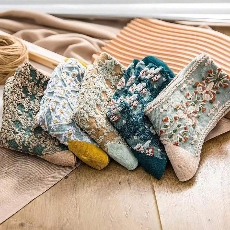 5 Pairs Women's High Waist Long Tube Socks With Retro Embossed Pattern, Breathable Sports Sock For Autumn & Winter - Multicolor - View 1