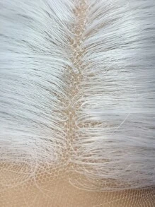 女士银灰色合成蕾丝前假发 13*3*1 T 型部分高清透明蕾丝前假发 30 英寸超长波浪合成蕾丝前假发 蓬松身体波浪蕾丝前假发 自然预拔完美发际线 高清蕾丝假发 中分造型 无胶耐热替换假发 高温优质合成纤维假发 日常角色扮演假发 节日万圣节感恩节圣诞节派对假发和 1 件假发帽 - 銀色 - 查看 5