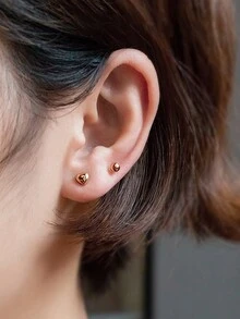 女士可愛精緻，鍍白金的S925銀飾耳環，帶有獨特的3D心形吊墜 - 金色 - 查看 3