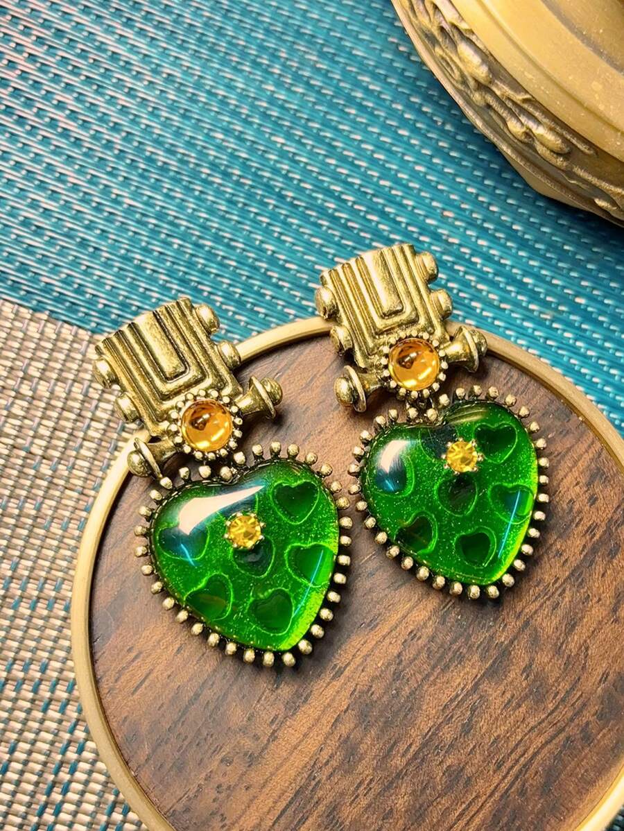 1對歐美復古優雅淑女設計鍍金老式綠石愛心耳環,適合女性日常/節日穿戴,非常適合作為母親/朋友的禮物和珠寶 - 耳環 - 查看 1