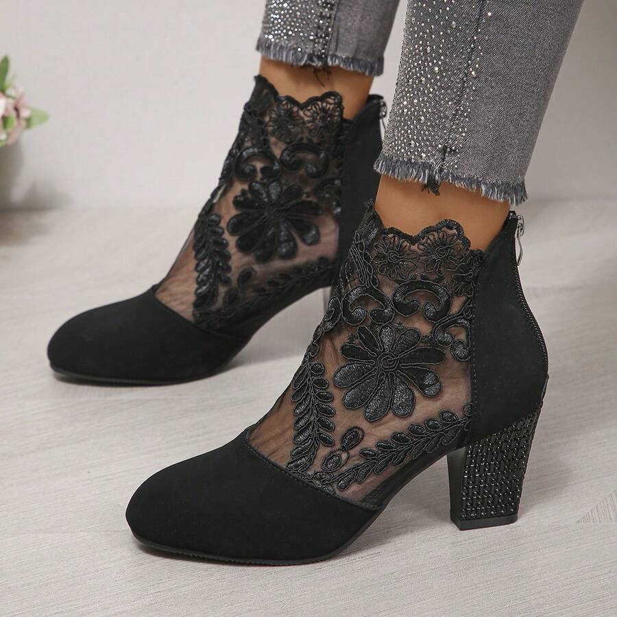 新款女式花邊網眼粗跟高跟鞋,上部空心設計,可選擇大尺碼 - 黑色 - 查看 1