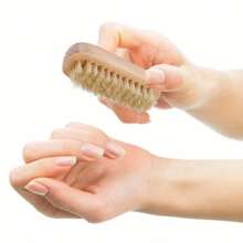Multifunctional Wooden Nail Brush For Cleaning Fingernails And Toenails - Strong Cuticle Dust Cleaner - Yellow - View 2