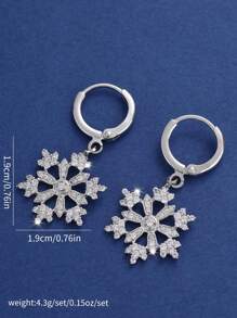 1pair Fashionable Cubic Zirconia Snowflake Stud Earrings For Women, Perfect For Daily Wear, Dating And Christmas Gift - White - View 4