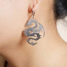 1pc Dragon Shaped Exaggerated Earring To Welcome The Chinese Zodiac Year Personalized Women'S Hip-Hop Earring - White - View 1