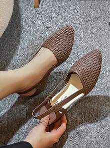 韓風夏季時尚女士休閒果凍鞋,適合工作和日常穿著,防滑軟塑膠底拖鞋,編織般的防水鞋 - 棕色 - 查看 2