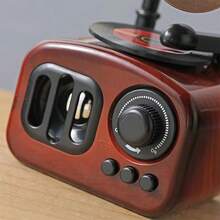 1pc Vintage Gramophone Music Box For Student Bar Coffee Shop Clothing Store Window Creative Decoration - Wood Grain - View 3