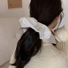 1個女士白色超大空心髮圈,帶有白色蕾絲,適合日常穿著和約會,打造可愛、柔美的芭蕾風格 - 白色 - 查看 3