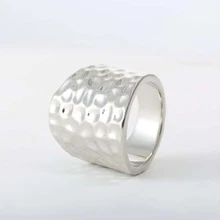 歐美男士戒指,個性凹凸圖案的黃金復古戒指,適合日常佩戴當首飾 - 金色 - 查看 4