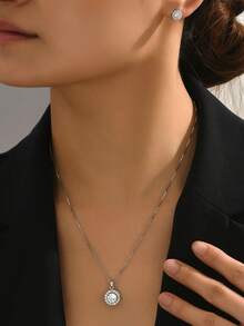 1套優雅奢華的圓形鋯石嵌入吊墜項鍊和耳環套裝,完美適合婚禮和派對,是女友、妻子等在婚禮、訂婚、求婚和其他特殊場合的理想禮物 - 銀色 - 查看 5