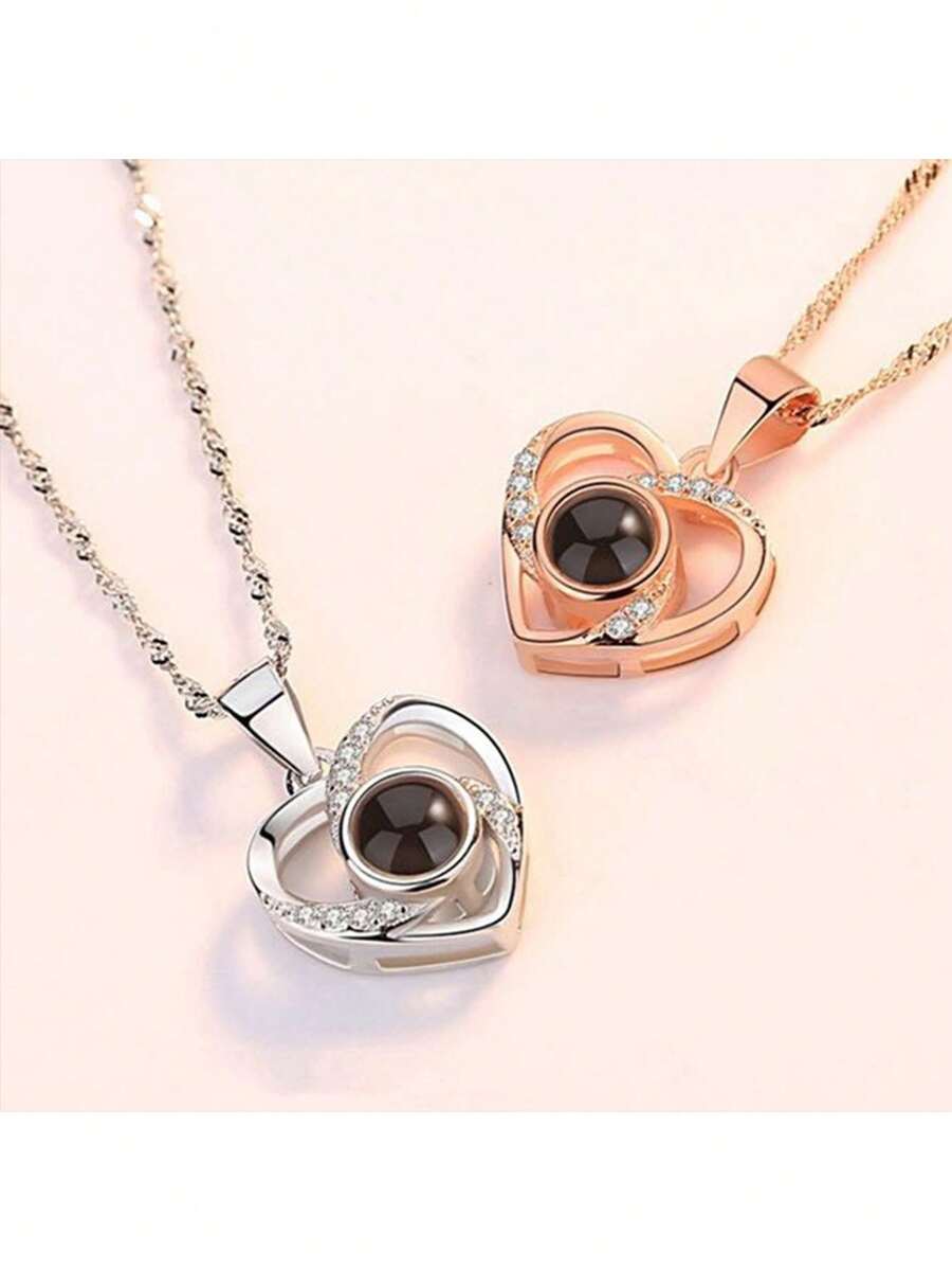 1 件情侶銀色 100 種語言我愛你投影心形吊墜項鍊,百搭風格適合日常佩戴 - 銀色 - 查看 1