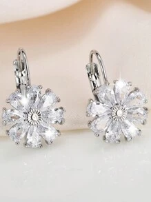 1 对花朵方晶锆石环形耳环女士适合订婚婚礼派对女性耳饰时尚珠宝 - 白色 - 查看 2