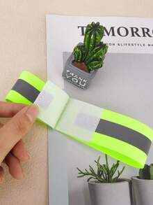 1pc Fluorescent Green Reflective Wristband / Leg Strap For Cycling / Mountain Bike / Night Running - Green - View 9